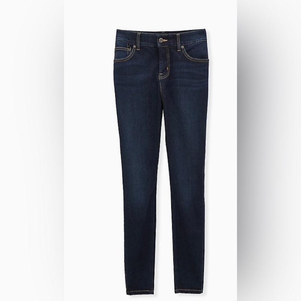 TORRID BOMBSHELL SKINNY PREMIUM STRETCH HIGH-RISE JEAN [COLOR: Canary Wharf]